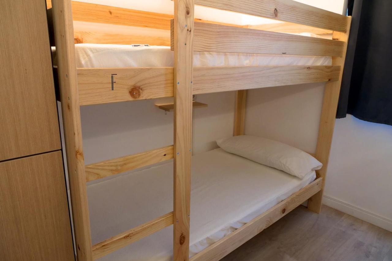 Guitar Hostel Bilbao Extérieur photo